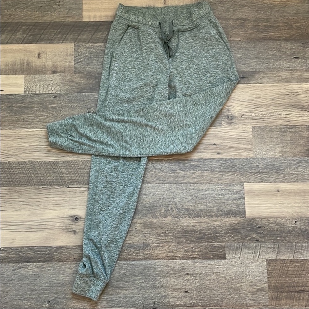 Balance Athletica: Heather Green Joggers